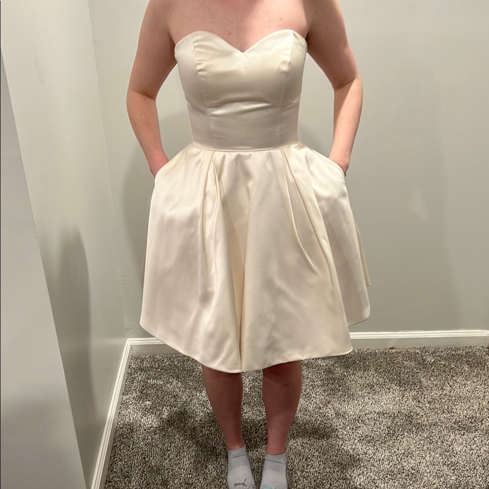 Sherri Hill Off-white Strapless Dress